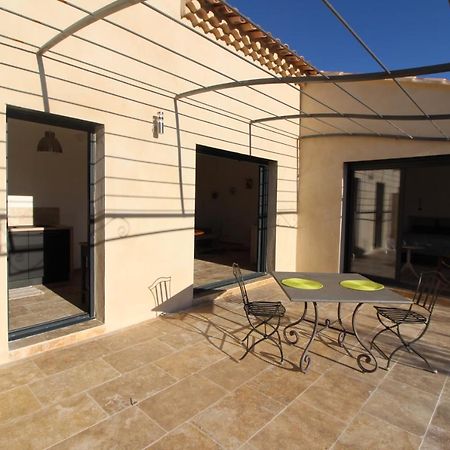 Appartement Calme Et Lumineux Paradou Eksteriør bilde